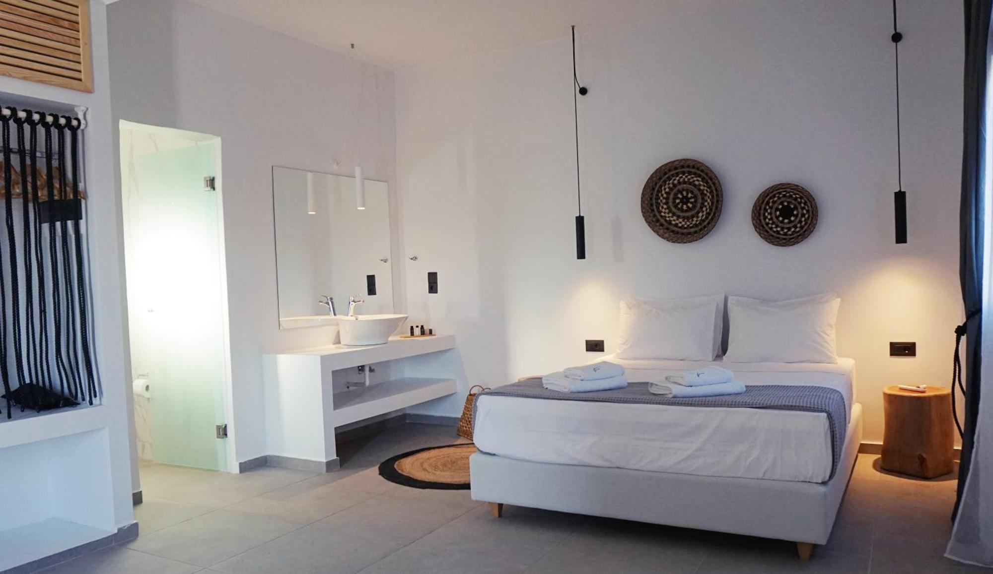 The Thermia Suites Kíthnos Quarto foto